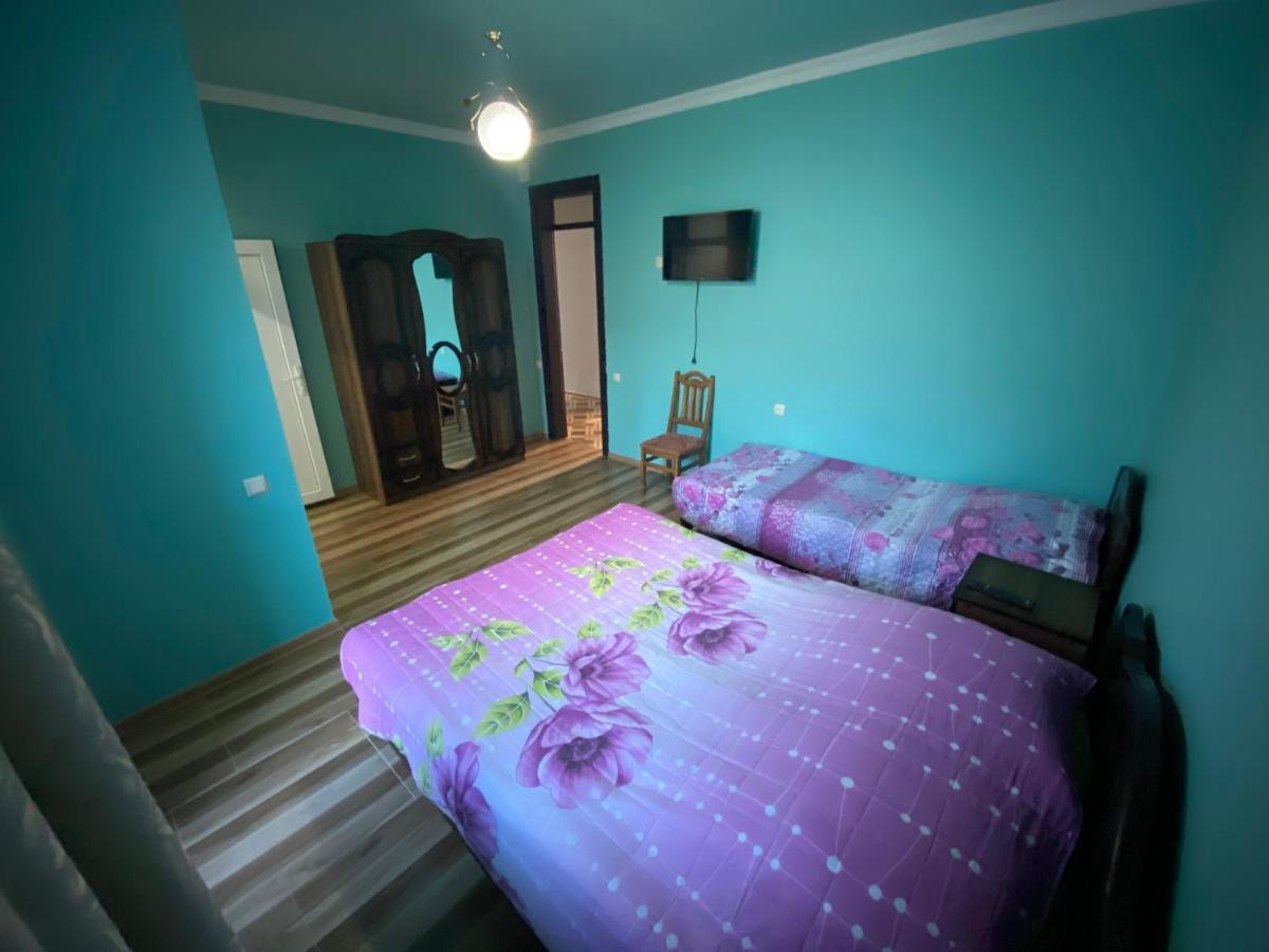 Beliy Dom Hotel Квариати Екстериор снимка