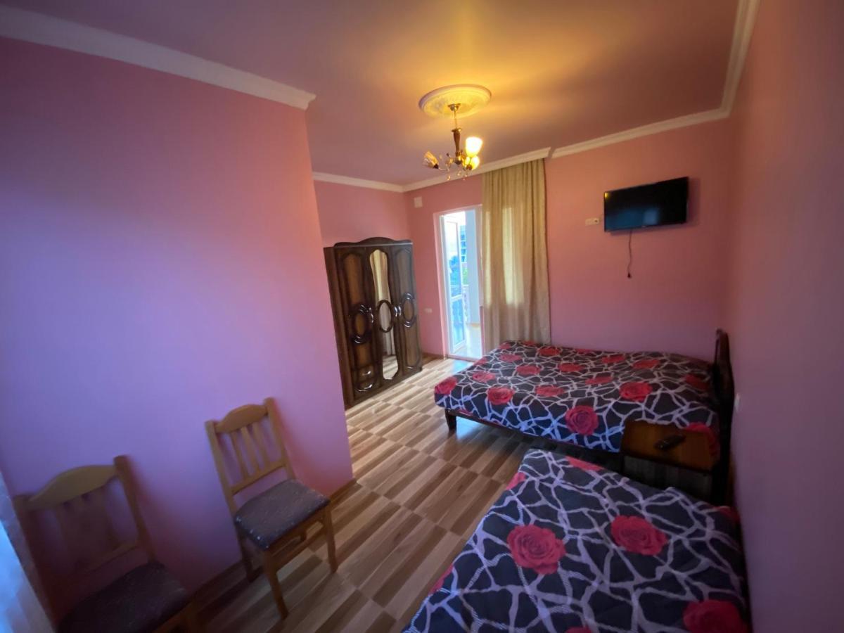 Beliy Dom Hotel Квариати Екстериор снимка