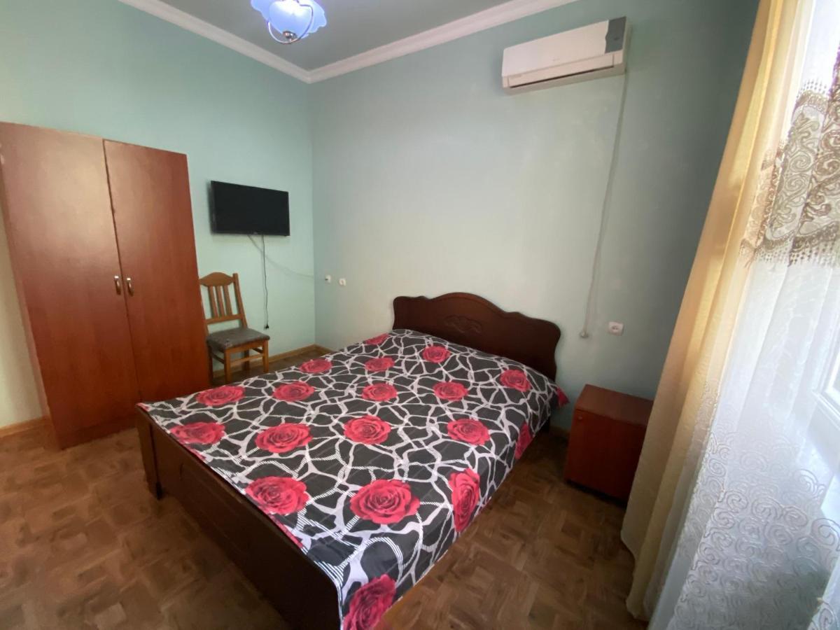 Beliy Dom Hotel Квариати Екстериор снимка